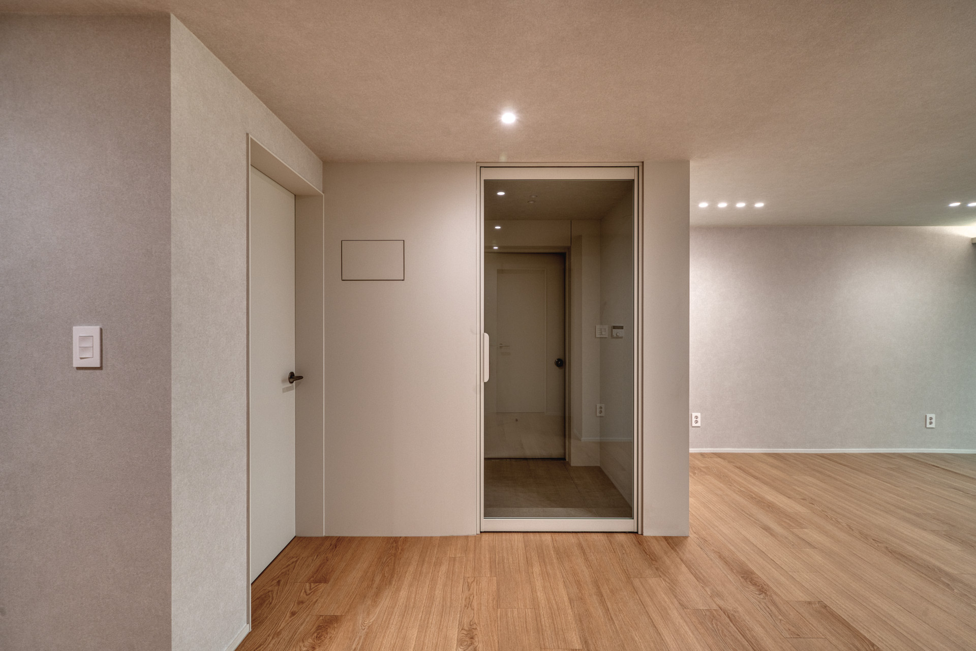 봉선동 무등파크 2차 현관